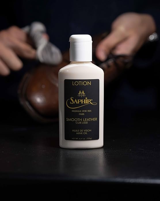 Saphir Medaille d'Or Leather Lotion – Protects & Nourishes Apparel, Bags, Furniture