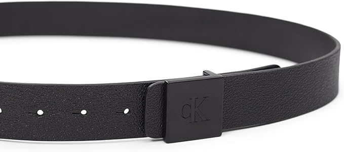 Calvin Klein Men's Plaque Buckle Belt - Casual Modern Style With Logo Detail for Jeans and Dress Pants