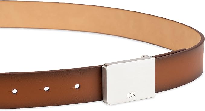 Calvin Klein Men's Plaque Buckle Belt - Casual Modern Style With Logo Detail for Jeans and Dress Pants