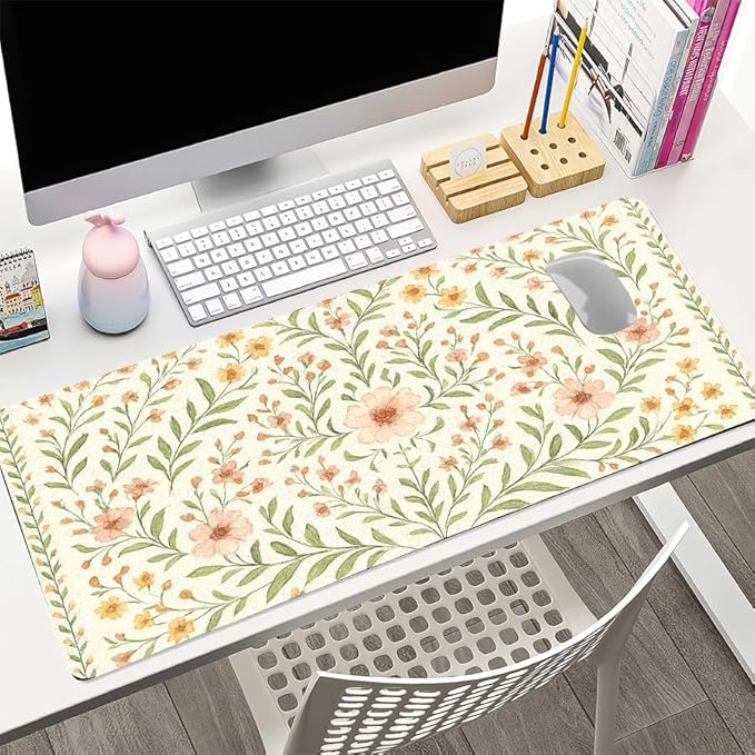 Romantic Floral Bouquet Desk Mat, Elegant PU Leather Desk Pad for Women - Large Non-Slip Office Mat to Elevate Your Gaming & Home Workspace（31.5 * 15.75in）