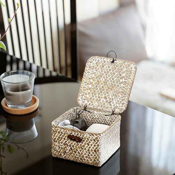 Hipiwe Handwoen Seagrass Basket with Lid Key Holder Box for Entry Decorative Mini Shelf Basket, Whitewash 3.5" x 3.5" x 2"