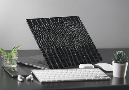 KEROM Compatible for Crocodile MacBook Pro 13 Inch Case 2025-2016 M2 M1 A2338 A2289 A2251 A2159 A1989 A1706 A1708, Textured Aligator Skin Snakeskin PU Leather Hardshell & Keyboard Cover, Shiny Black