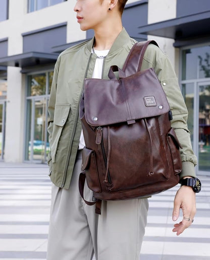Soft leather backpack, casual PU backpack men women. USB charging port. Suitable for work, commuting, traveling, etc. Waterproof. (Brown)