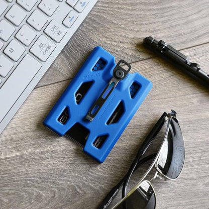 GOVO T4 Badge Holder/Wallet - Durable Polycarbonate ID/Credit Holder with Metal Clip and 4 Cards Slot (Holds 1 to 4 Cards) (Blue)