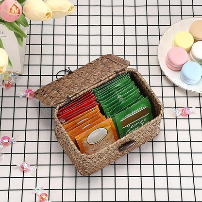 Hipiwe Seagrass Basket Key Holder Box for Entryway Tabletop Desk Organizer with Lid Handwoven Wicker Storage Bin for Hair Ties Candy, 6.1"L x 4.0"W x 3.3"H
