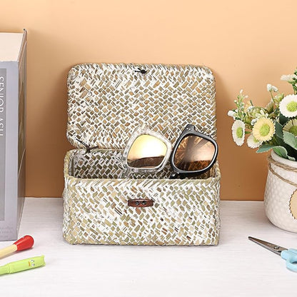 Hipiwe Mini Seagrass Basket with Lid Decorative Shelf Basket Box Multipurpose Desktop Organizer, Whitewash 7.0" x 4.3" x 3.3"