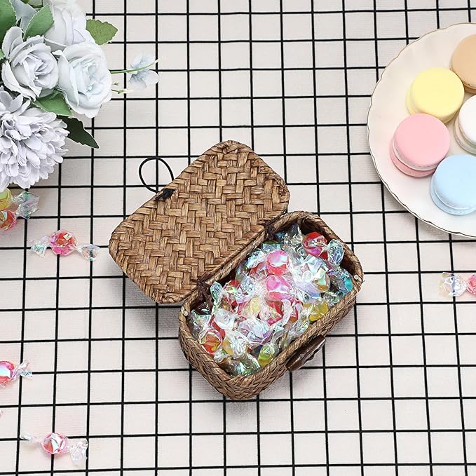 Hipiwe Mini Seagrass Basket with Lid Wicker Storage Basket Small Handwoven Multipurpose Desktop Baskets Home Decor, 4.3"L x 2.5"W x 2.1"H