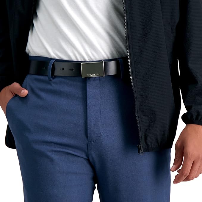 Calvin Klein Men's Plaque Buckle Belt - Casual Modern Style With Logo Detail for Jeans and Dress Pants