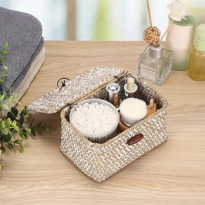 Hipiwe Wicker Shelf Basket Mini Seagrass Basket with Lid Key Holder Box for Entry Tabletop Desk Organizer Home Decor, Whitewash 6.1" x 4" x 3.3"