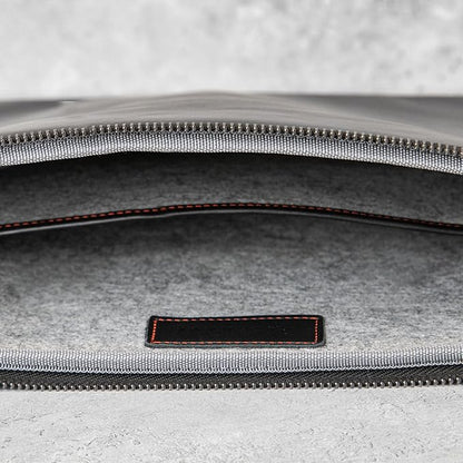 Casemade Real Leather Laptop Case/Zipped Folio Bag with Inner Pocket & Wool Lining Compatible with Apple MacBook, HP, Dell, Asus, Levovo (14 Inch - Black)