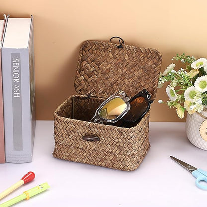 Hipiwe Seagrass Basket Key Holder Box for Entryway Tabletop Desk Organizer with Lid Handwoven Wicker Storage Bin for Hair Ties Candy, 6.1"L x 4.0"W x 3.3"H