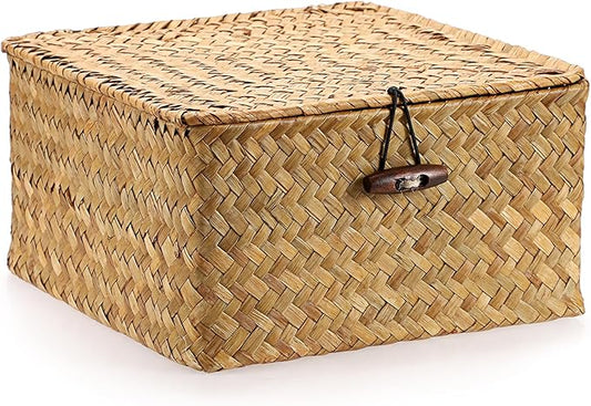 Hipiwe Wicker Shelf Basket Bin with Lid Square Handwoven Seagrass Box Decorative Household Storage Container Multipurpose Organize for Bookshelf Living Room Bathroom, Small Caramel