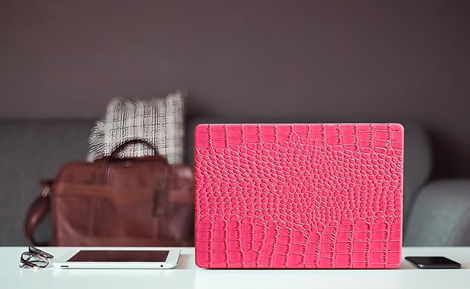 KEROM Compatible for Crocodile MacBook Pro 13 Inch Case 2025-2016 M2 M1 A2338 A2289 A2251 A2159 A1989 A1706 A1708, Textured Aligator Skin Snakeskin PU Leather Hardshell & Keyboard Cover, Pink