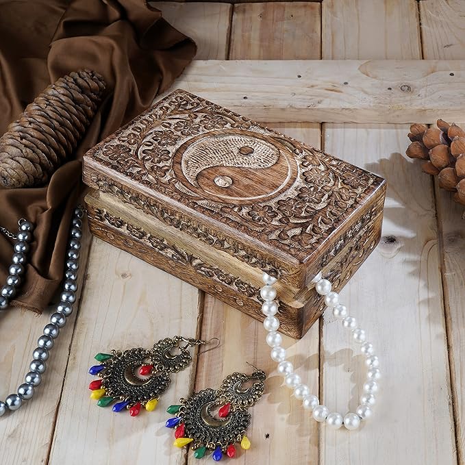 Ajuny Handcrafted Wooden Jewelry Box with Tai Chi Flower Carving – 8x5 Inch Treasure Chest for Keepsakes, Trinkets, Gifts, Decorative Storage Box for Men & Women, Home Organizer